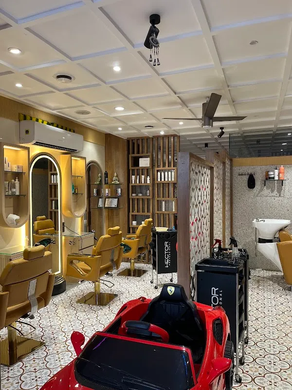Royal Touch Salon