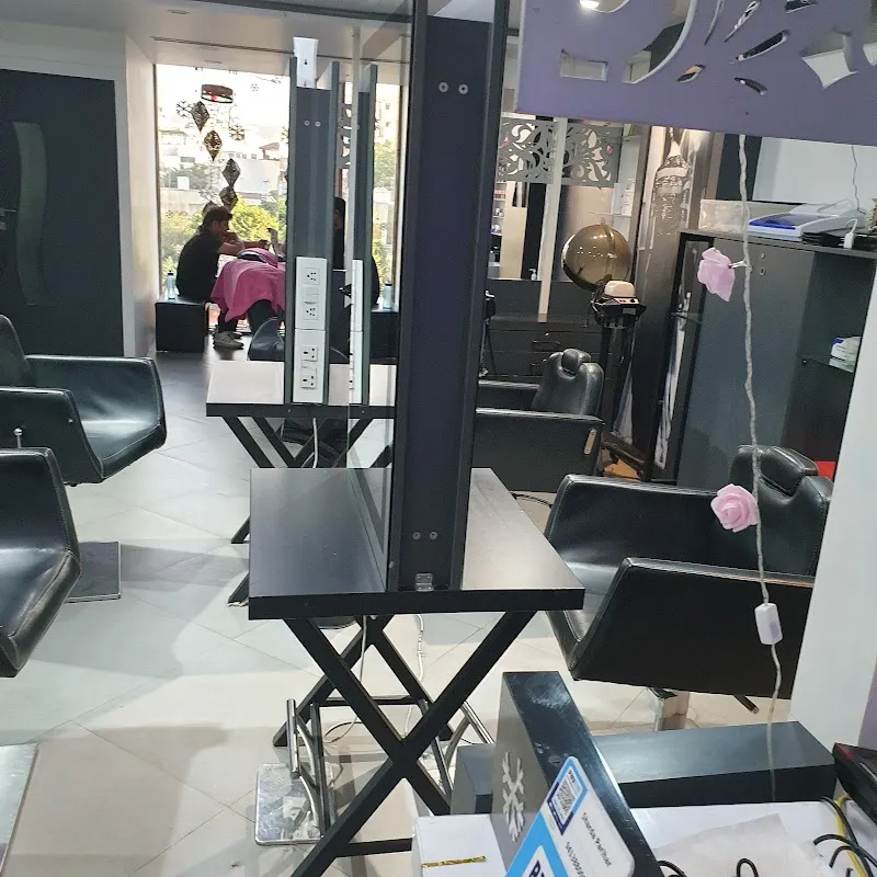 Lakme Salon in Tonk Road,Jaipur