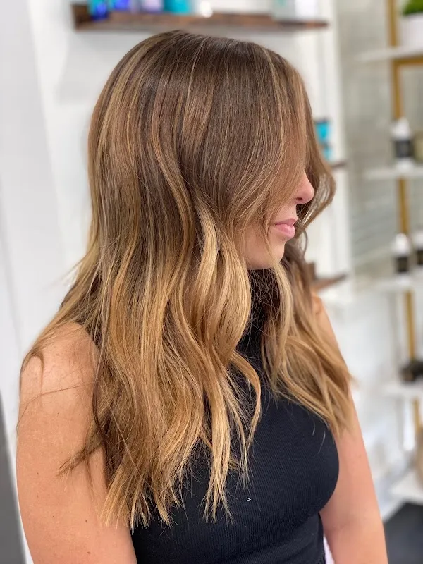 HAIR Salon & Boutique