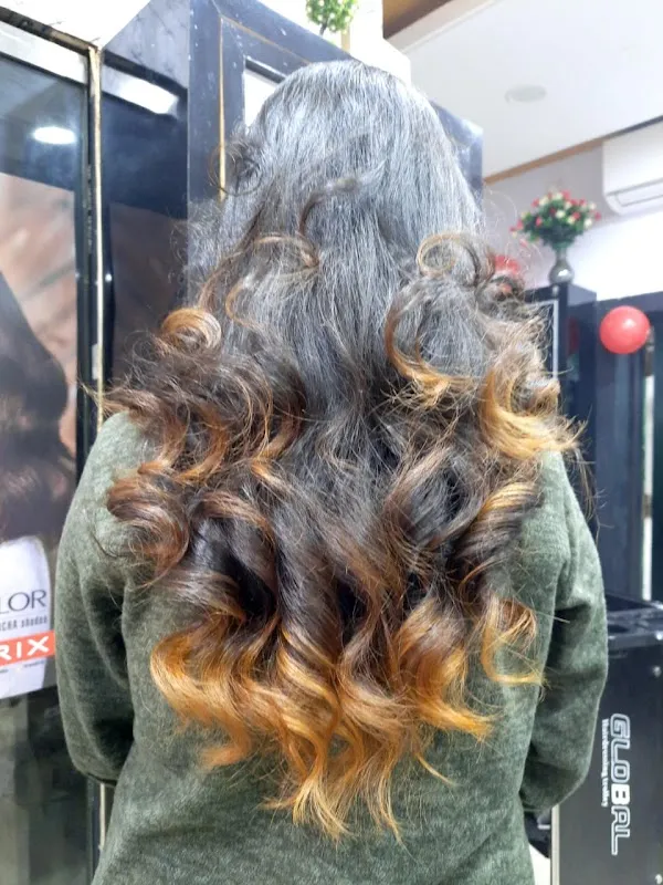 Urbano Salon & Spa