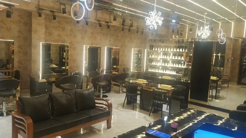 Glow Studio Nail, Eyelashes Extensions & Hair Salon - Goregaon