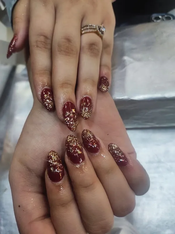 Glow Studio Nail, Eyelashes Extensions & Hair Salon - Goregaon
