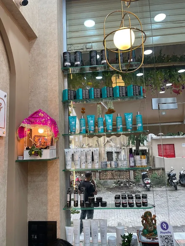Samaara's Studio | Unisex salon - Hair & Beauty Kandivali