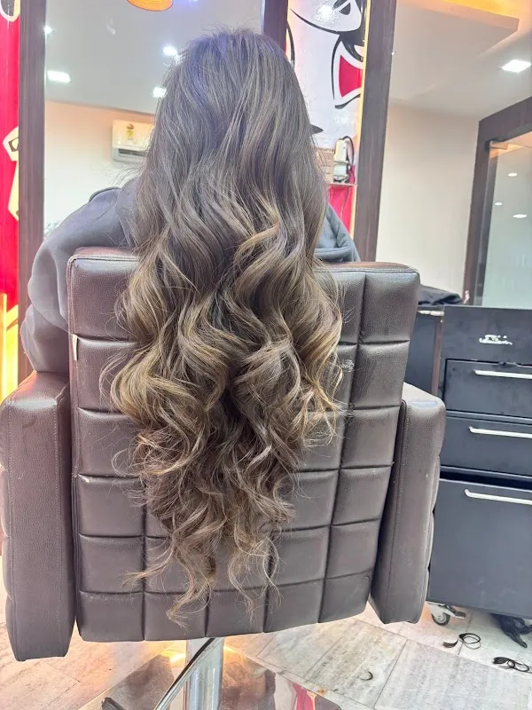 Jawed Habib Salon Hazratganj