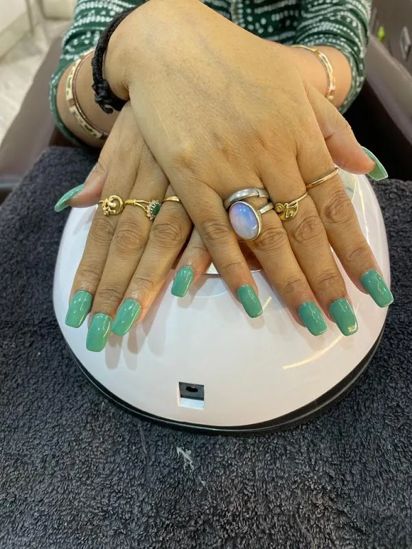 Jawed Habib Salon Hazratganj