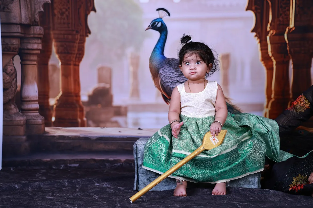 CLICK CLICK PHOTOGRAPHY STUDIO