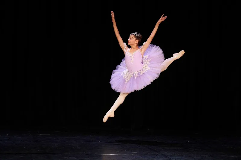 Bourne 2 Dance
