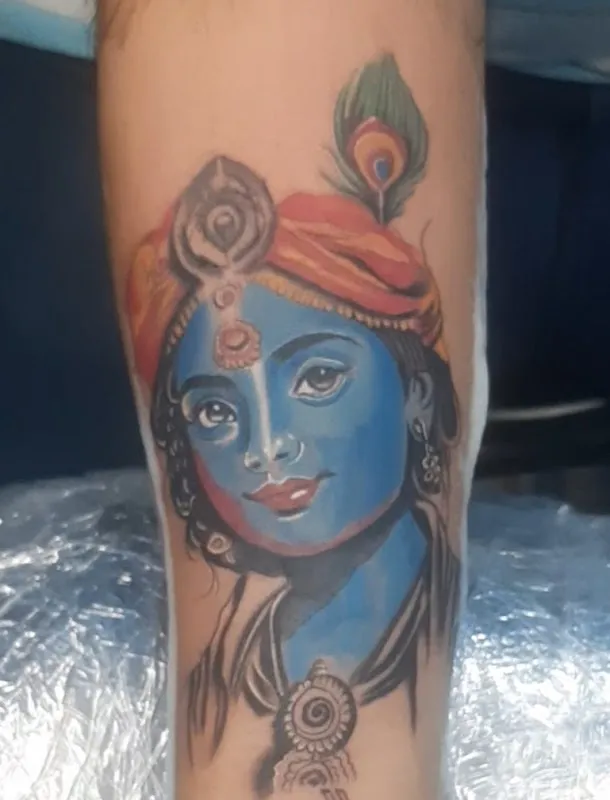 Machine Art Tattoo Studio