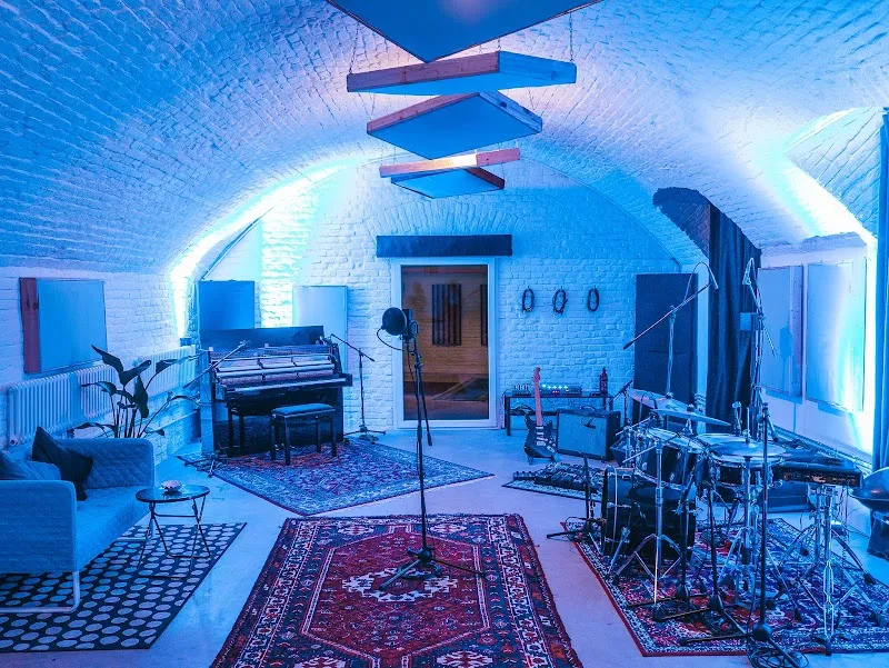 Roundwave Recording Studios