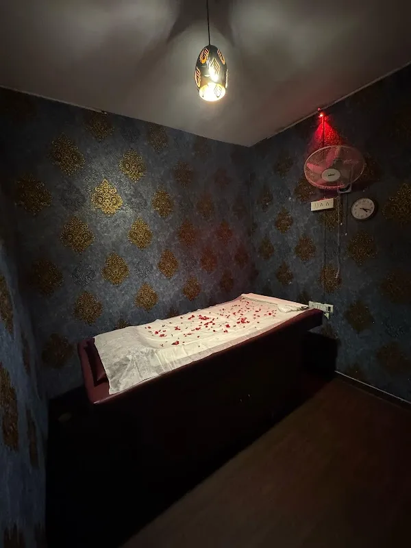 Gold Luxury Spa | Best Spa In Thane