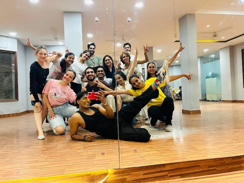 Delhi Salsa Club Salsa Class, Bachata Class, Kizomba Class, Zumba classs
