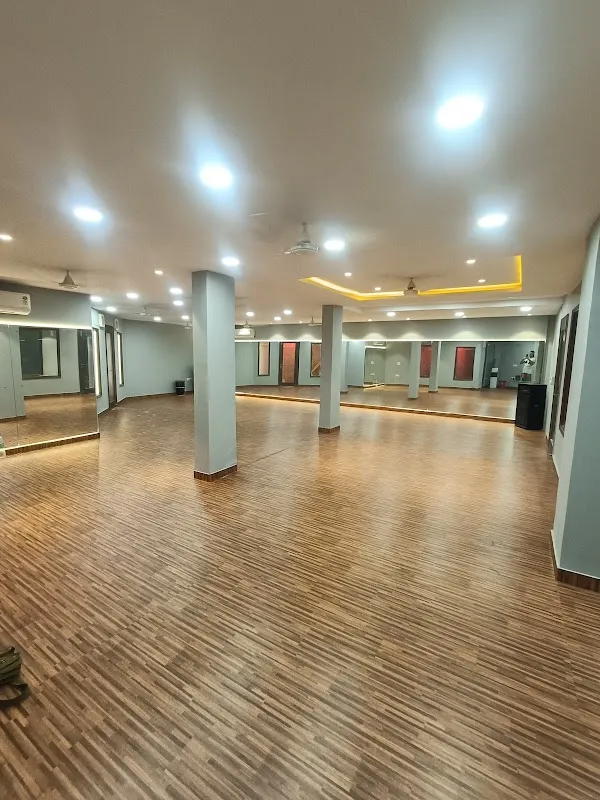 Delhi Salsa Club Salsa Class, Bachata Class, Kizomba Class, Zumba classs