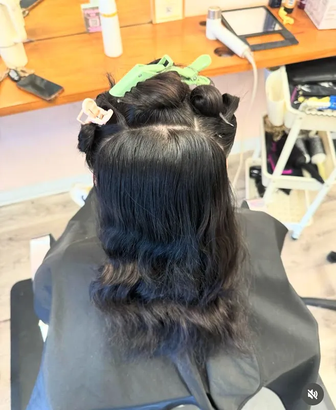 Salon Vibe