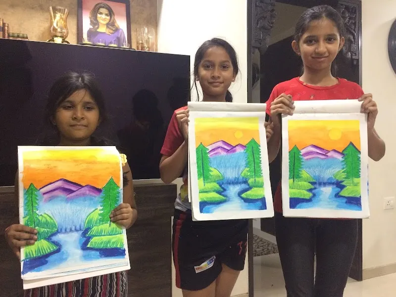 PINKY DRAWING & ART CLASSES ( online sessions available)