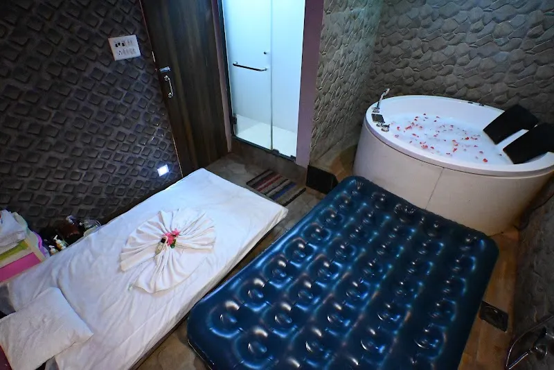 ATHARAVA SPA | DADAR
