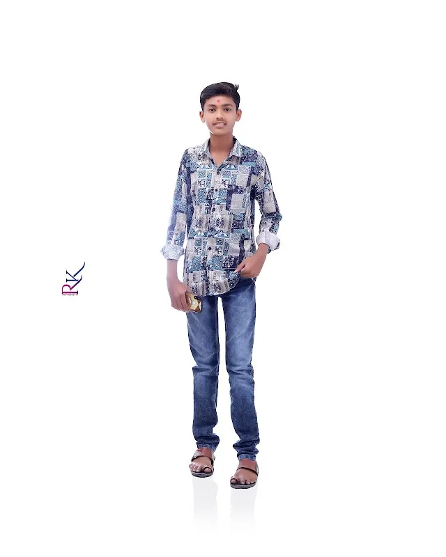 R K Digital Photo Studio