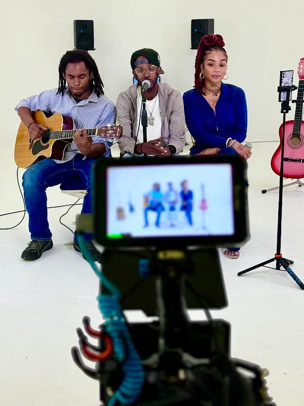 Deportee Studio