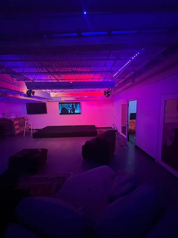 Deportee Studio