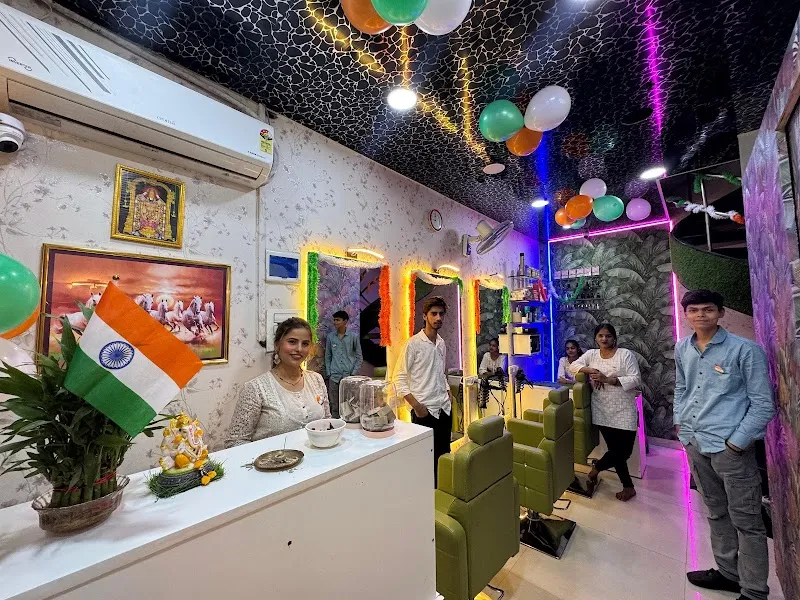 Ambré Unisex Salon