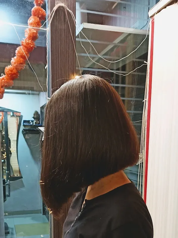 Sunil and Son's hair and beauty salon
