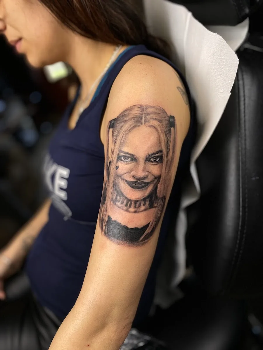 World End Tattoo Tetováló és Piercing Stúdió