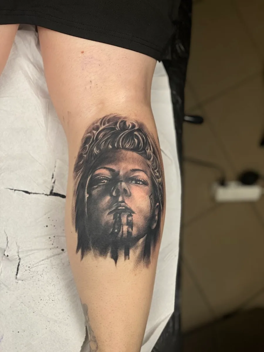 World End Tattoo Tetováló és Piercing Stúdió
