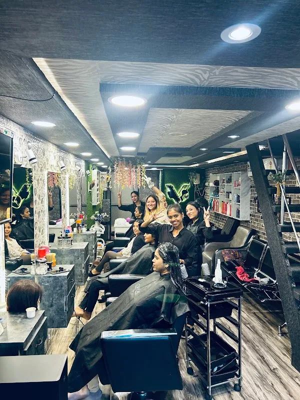 V The Glamorous salon & The glam ink tattoo studio