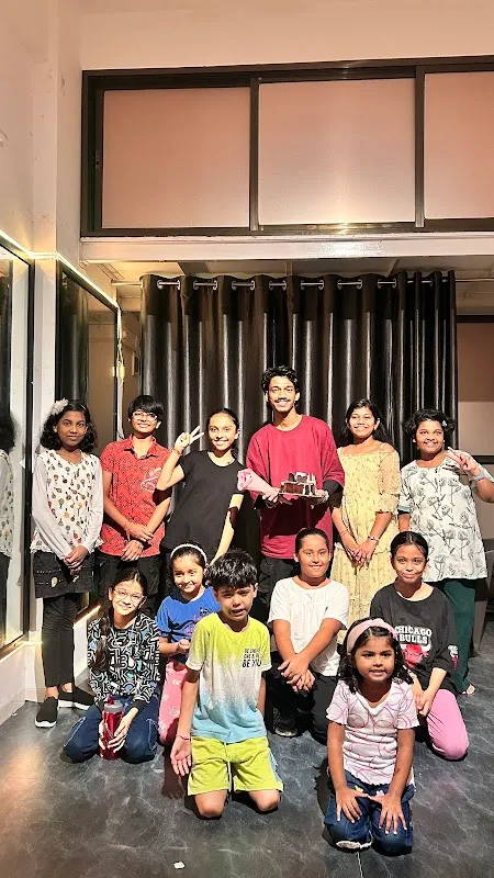 BOMBAY BREAKERZ DANCE STUDIO