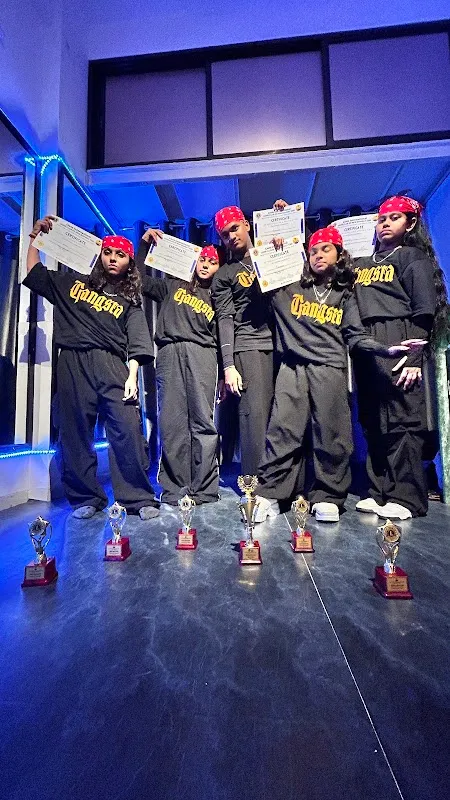 BOMBAY BREAKERZ DANCE STUDIO