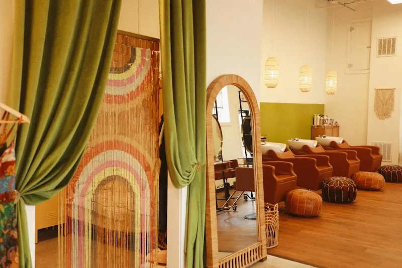 Peachy Keen Salon & Bohemian Bungalow