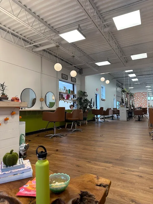 Peachy Keen Salon & Bohemian Bungalow