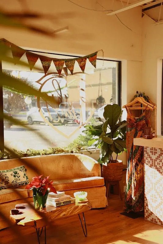 Peachy Keen Salon & Bohemian Bungalow