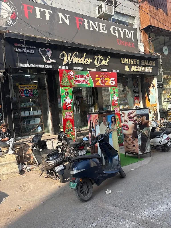 Wondercut Unisex Salon & academy Krishna Nagar