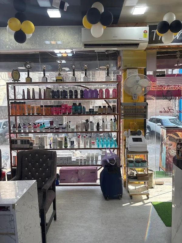 Wondercut Unisex Salon & academy Krishna Nagar