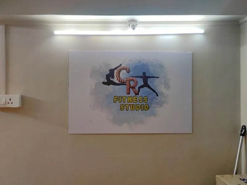 CR FITNESS STUDIO