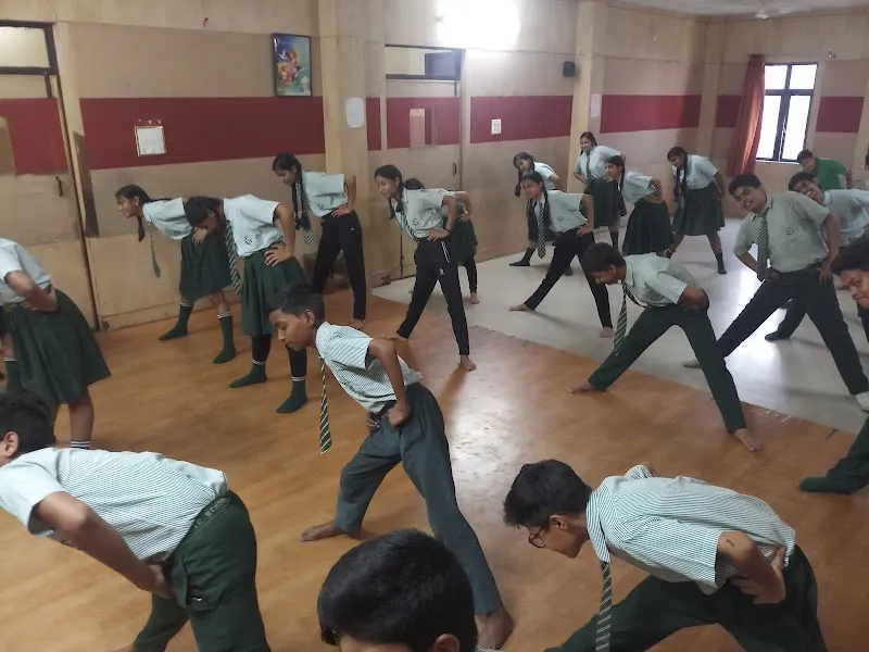 ROCK N ROCK ACADEMY