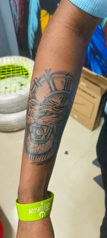 C K TATTOO WORLD ( TATTOO, PIERCING & BLOOD ART)