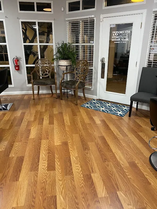 Studio 37 Salon