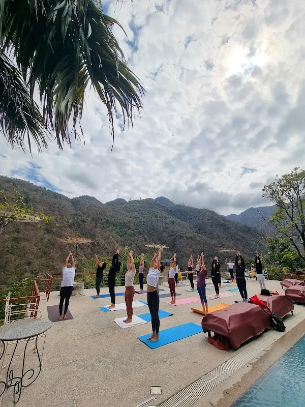 Unika Yoga and Therapy | Yoga Studio Singapore