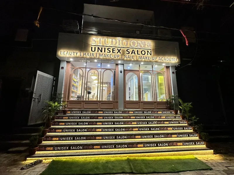 Studio One Unisex Salon | Delhi, India