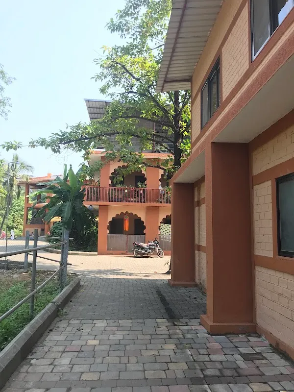 Govardhan School Of Yoga