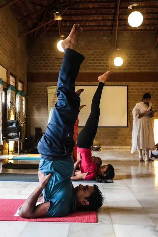 Govardhan School Of Yoga