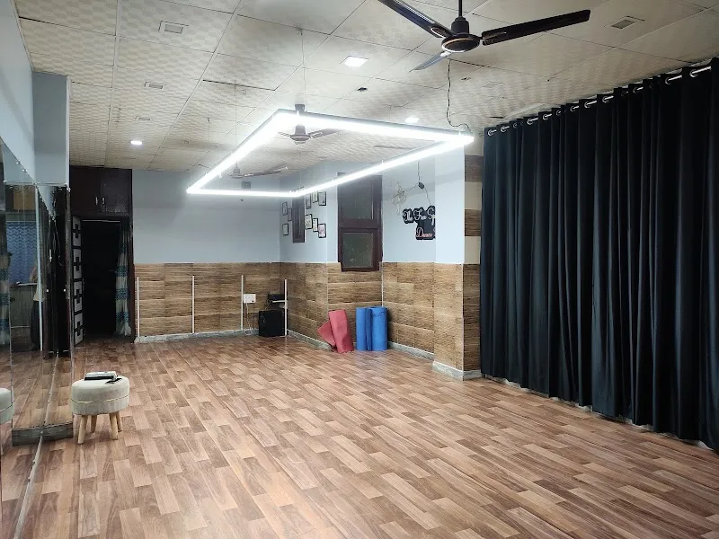 FREE SPIRIT DANCE STUDIO