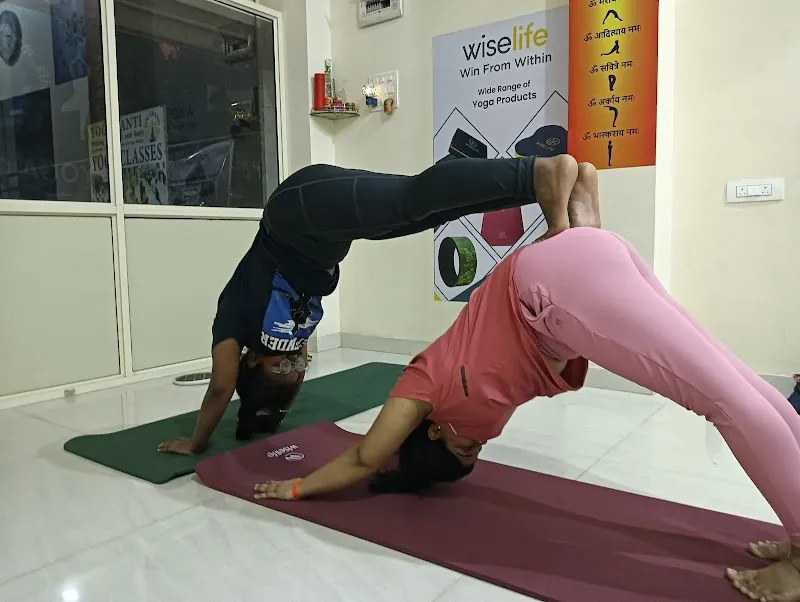 Yog Kranti yoga class and yoga therapy