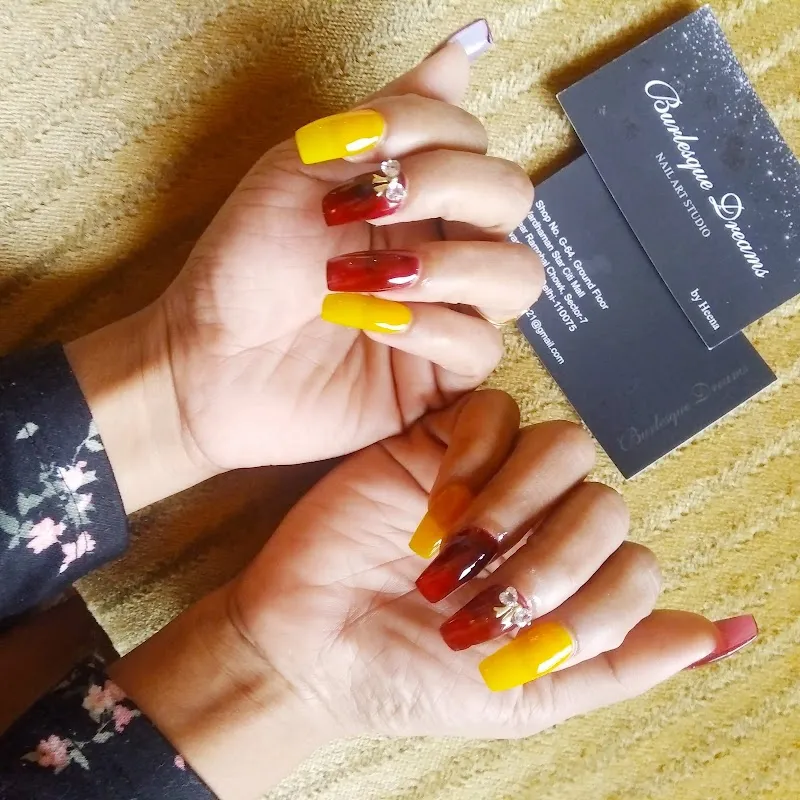 Burlesque Dreams Nail Art Studio