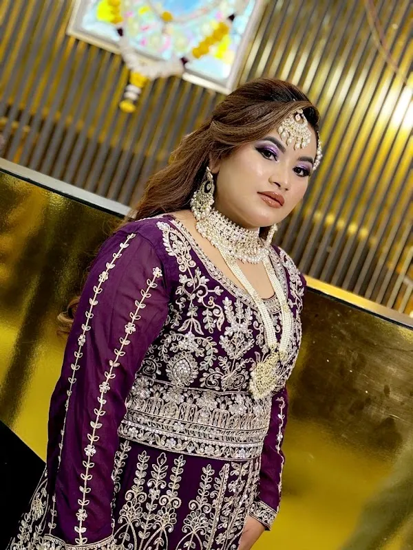 Muskan Makeover Unisex Salon