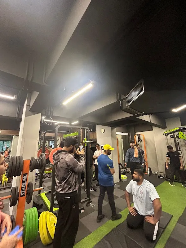 IRON KING FITNESS