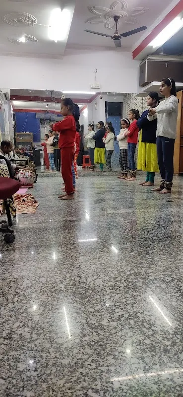 MANTRA DANCE CLASSES