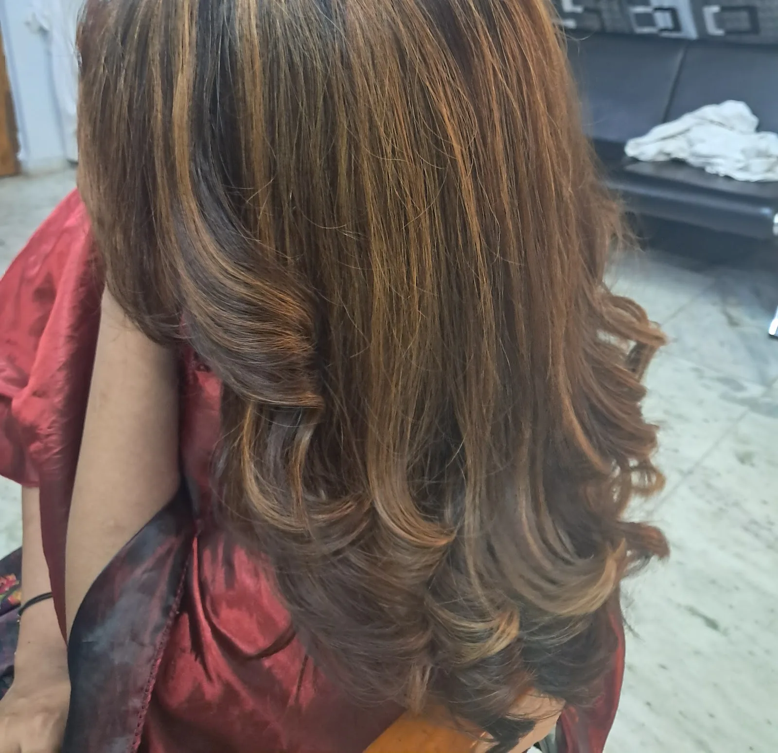 NAAZ HYDERI'S Loveleen Salon & Bridal Makeover✂️💄