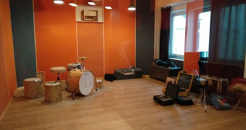 Hinterhof Records